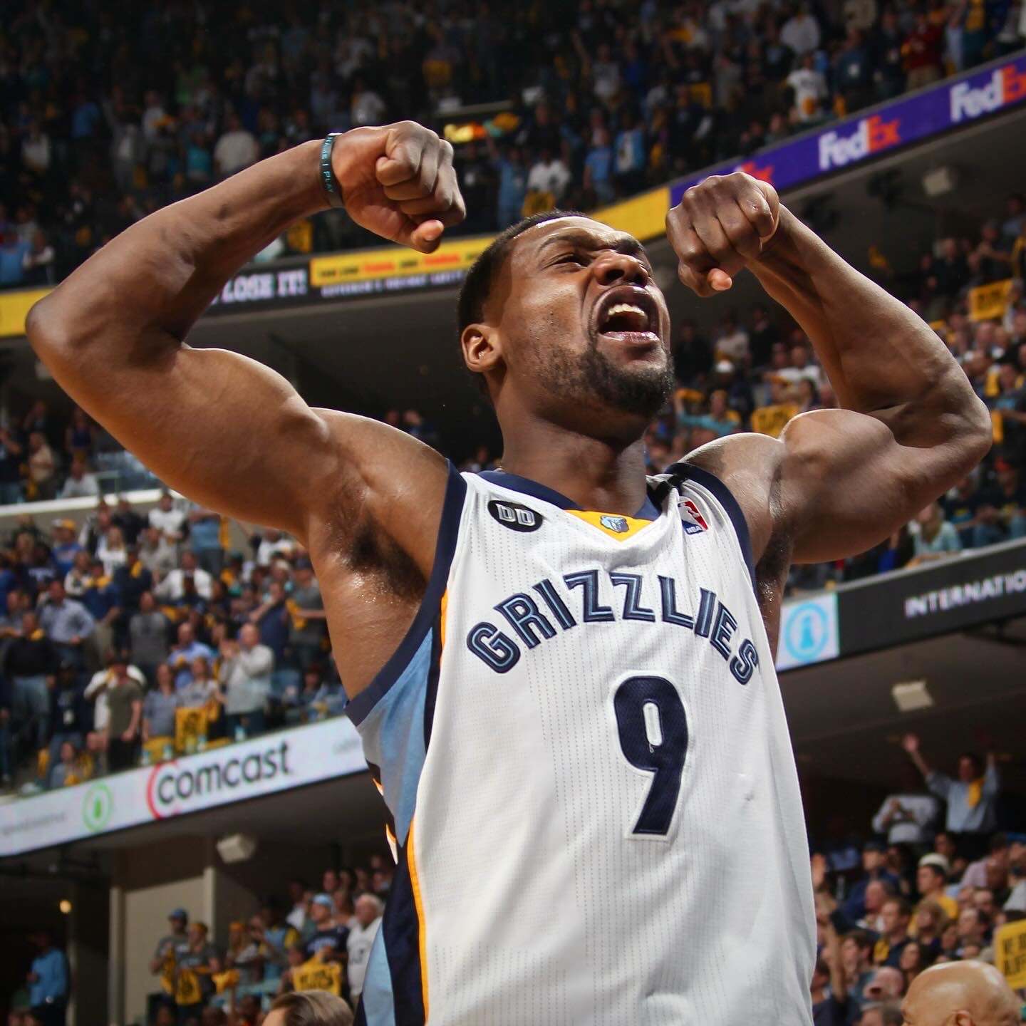 包含孟菲斯灰熊迎NBA常规赛关键赛，今晚外线爆发，更衣室稳定，年轻球员得到机会的词条-爱游戏app官网