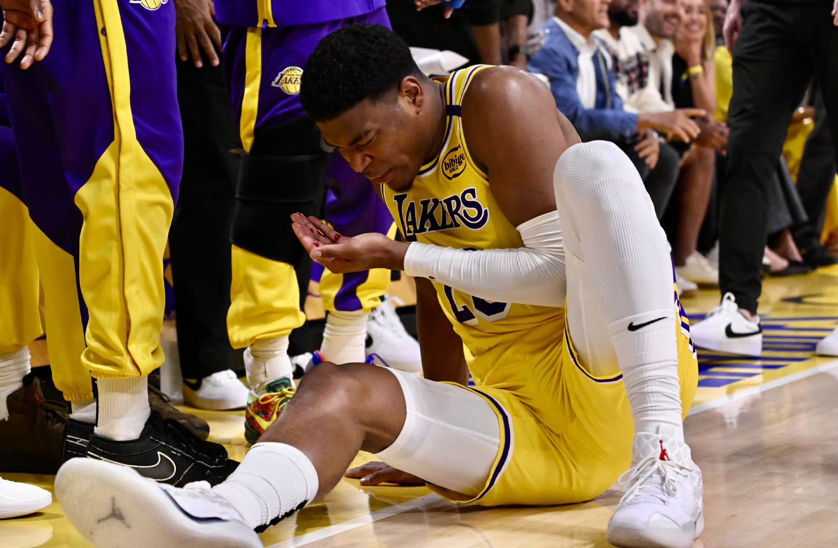 爱游戏官方网站 -足总杯半决赛今晚开战视频